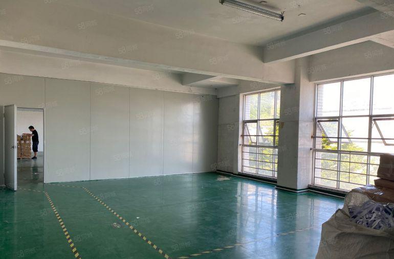 业主直租。观澜福民小面积厂房出租，小面积150平起分租