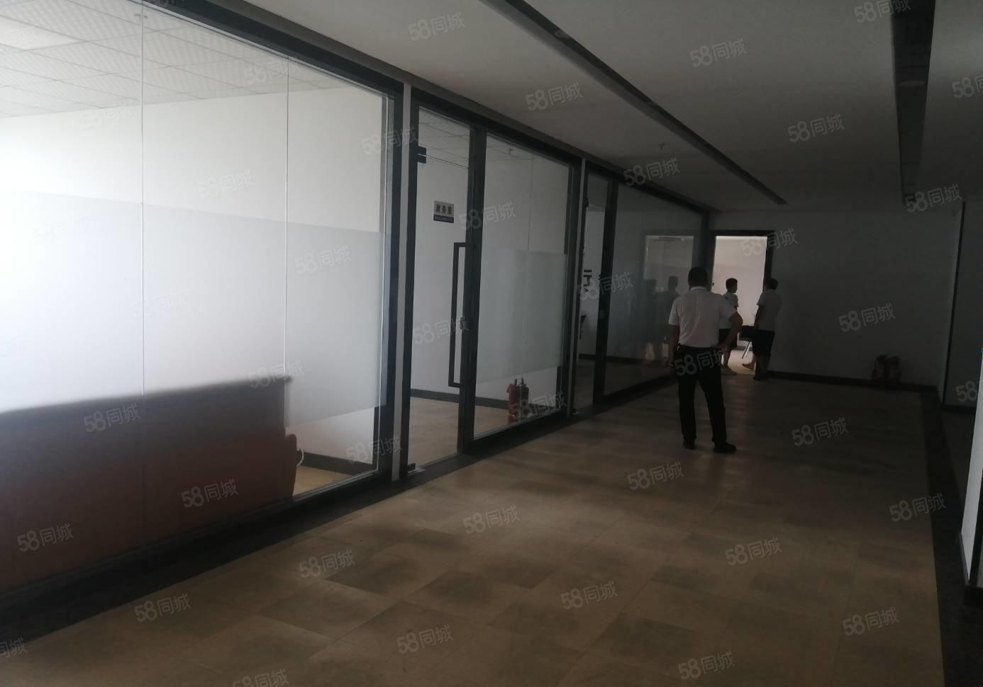 300平起租观澜原房东独门独院水电齐全12500平精装修厂房