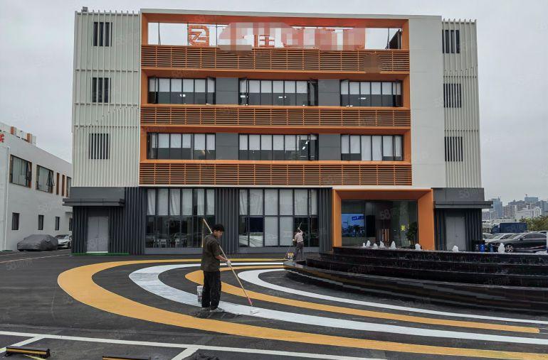 深圳北民治地铁站精装修厂房出租一楼电商办公仓库200平起分租