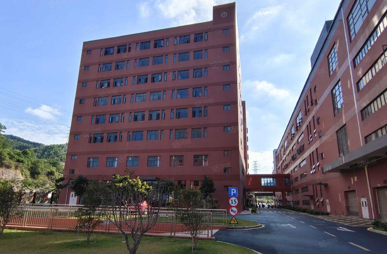 丙二类龙华大浪重工业厂房18000平方厂房出租1000起分租