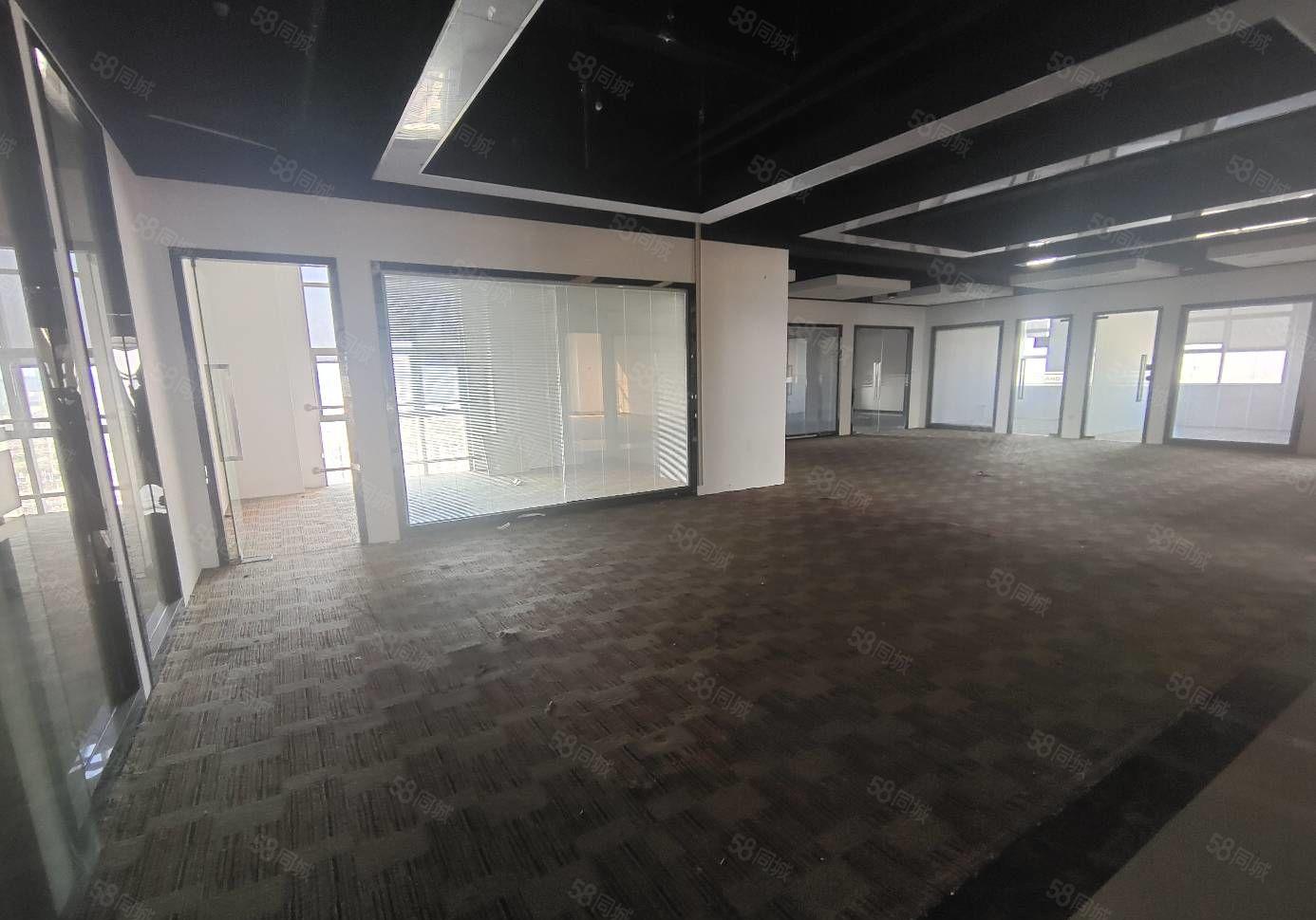 龙华中心区一整层1760平精装修 厂房出租有补贴