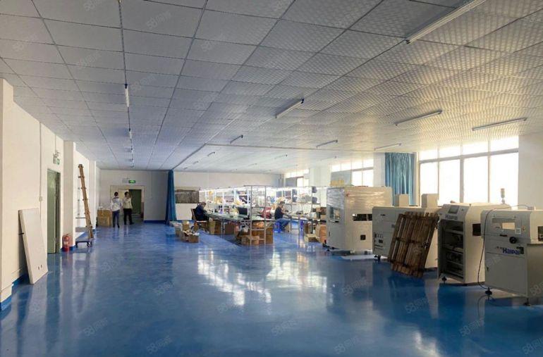 观澜章阁原房东楼上500平精装修厂房仓库出租空地超大交通方便