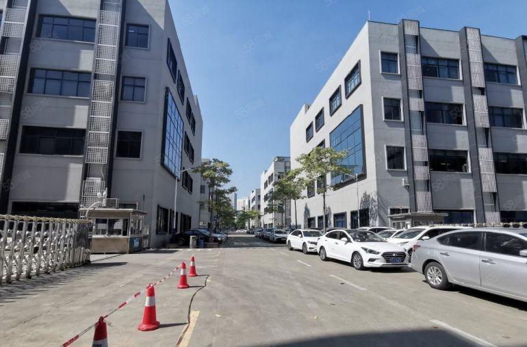 特价厂房观澜章阁科技园楼上300平带装修办公室厂房出租可分租