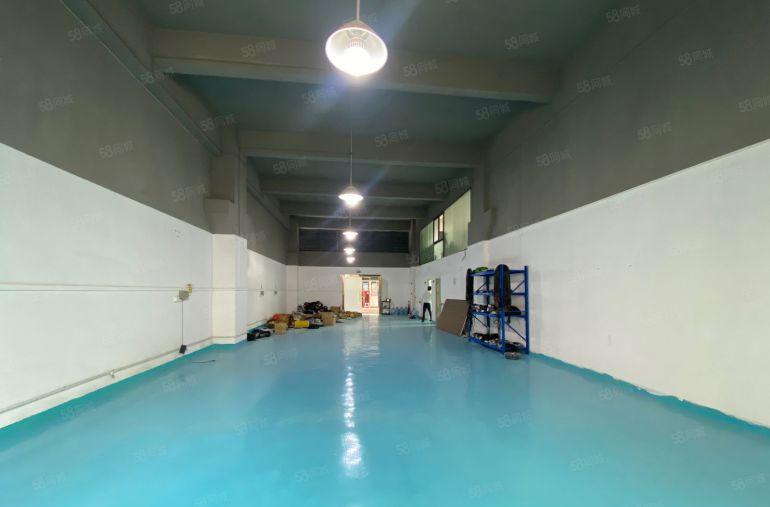 观澜一楼小面积厂房，一楼360平出租，层高6米带装修