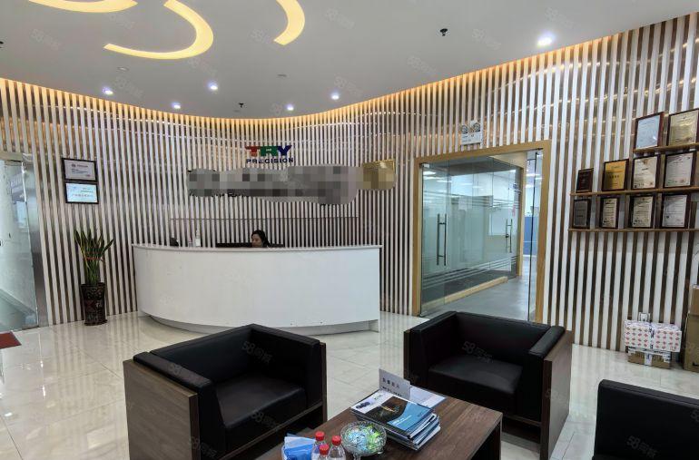 观澜库坑原房东高速口楼上900平豪华精装修厂房出租水电齐全