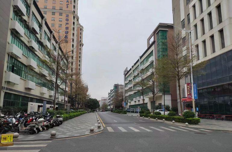 龙华大浪原房东厂房新出楼上整层面积2000平米厂房出租