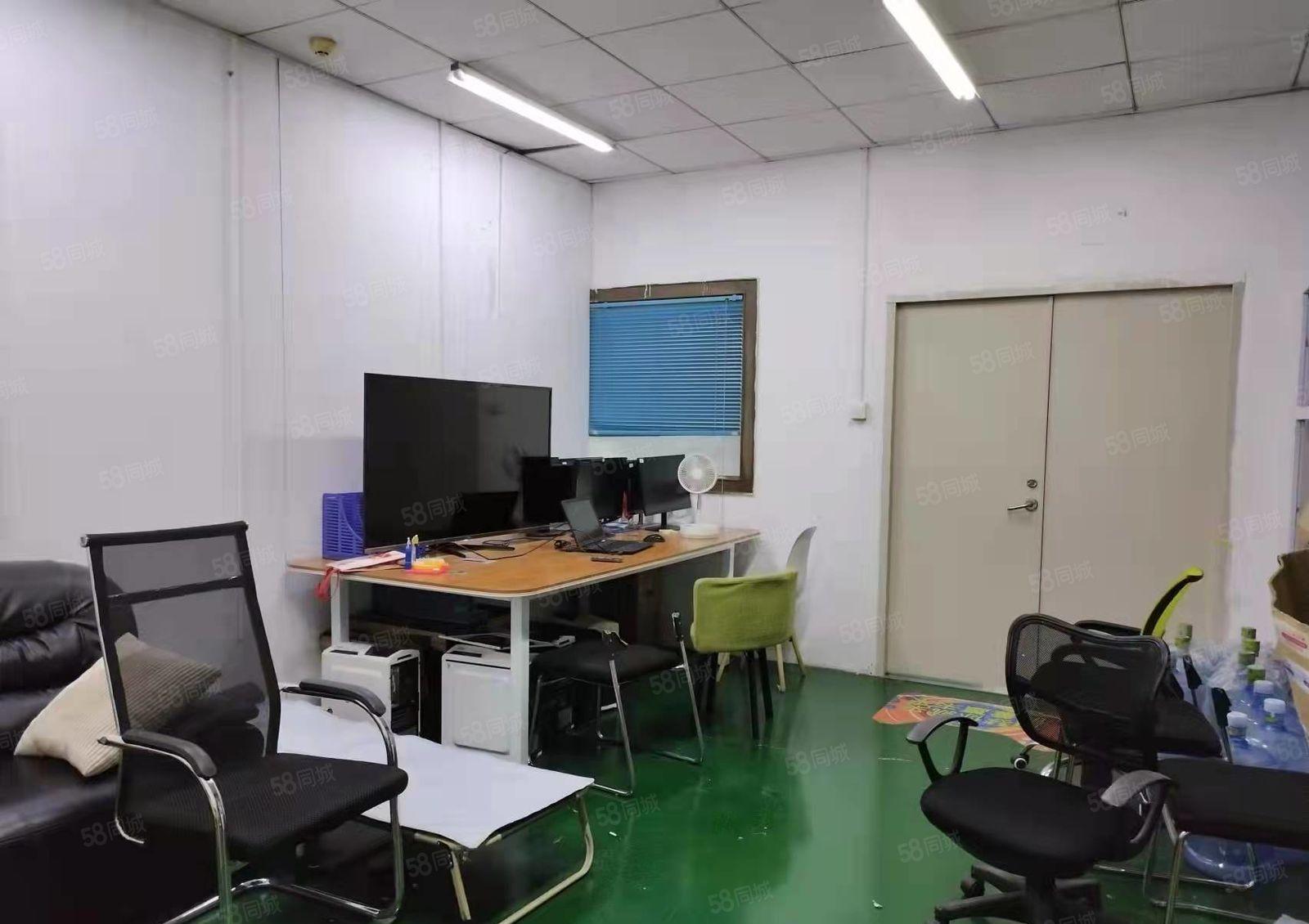 龙华大浪新百丽附近230平原房东小厂房出租