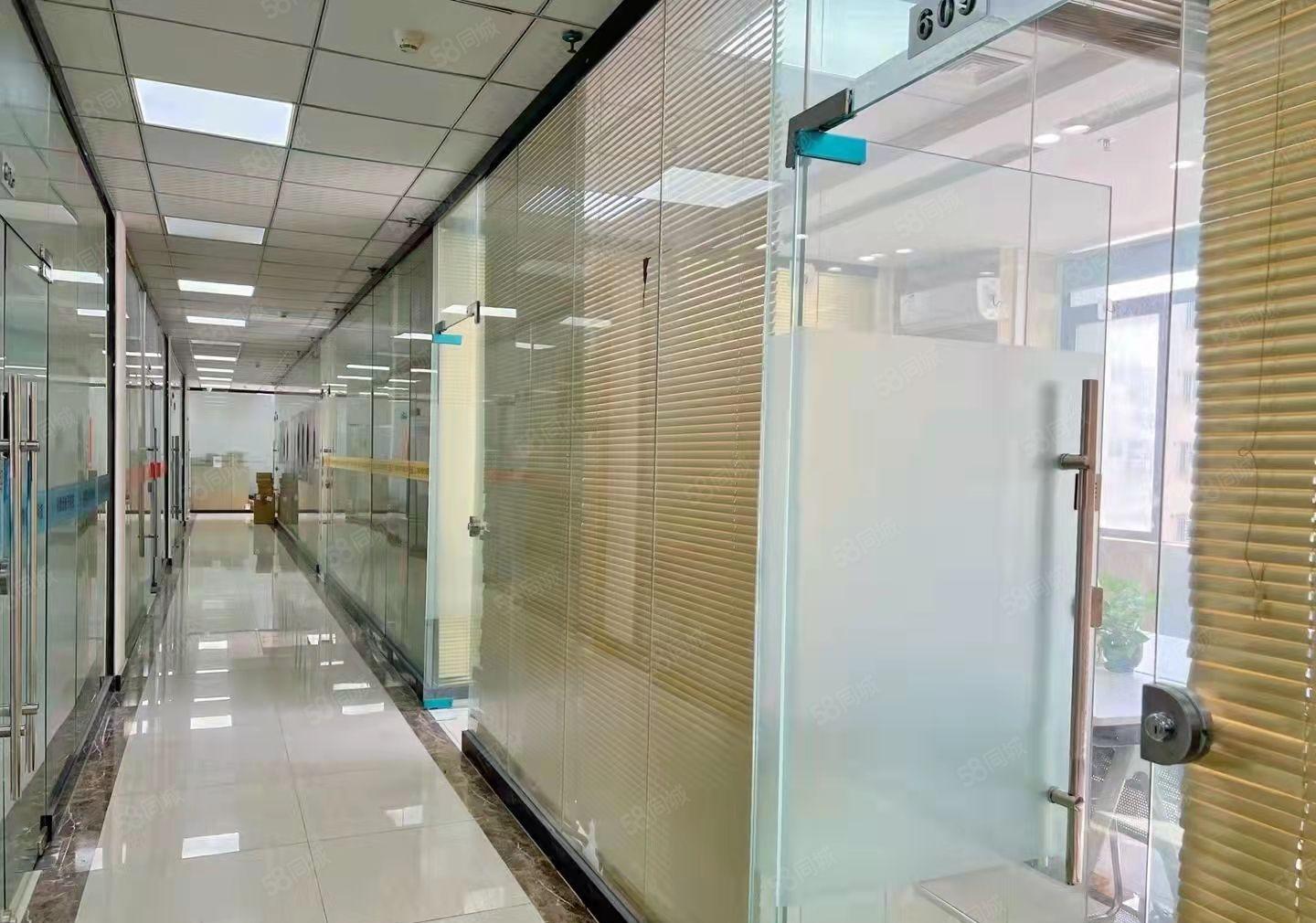 龙华元芬地铁站附近新出168平精装写字楼出租