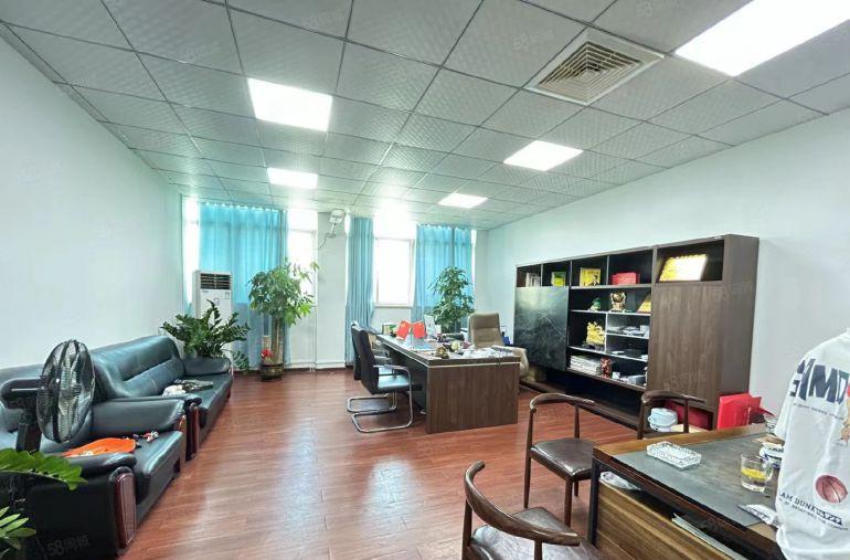 观澜大和工业区楼上新出厂房800平精装修厂房办公室可分租合租