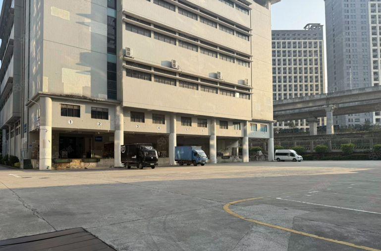 龙华深圳北站仓库厂房整栋出租2万平带卸货平台丙二类消防可分租