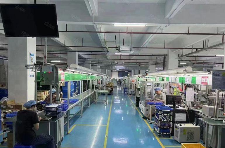 清湖地铁口500米距离新出精装修厂房，200平起分