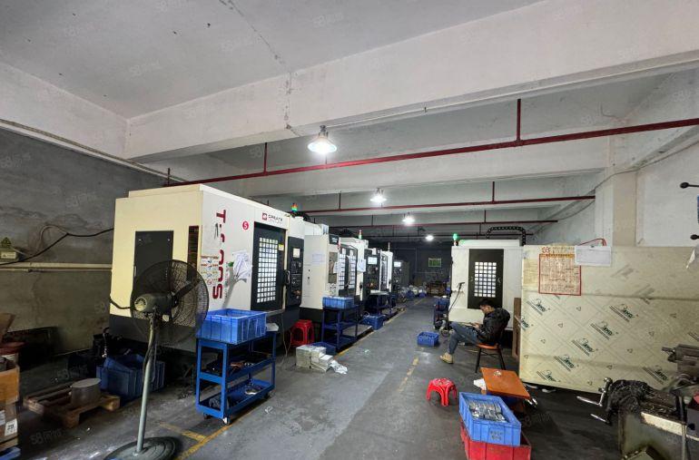 龙华大浪华荣路380平厂房出租仓库出租