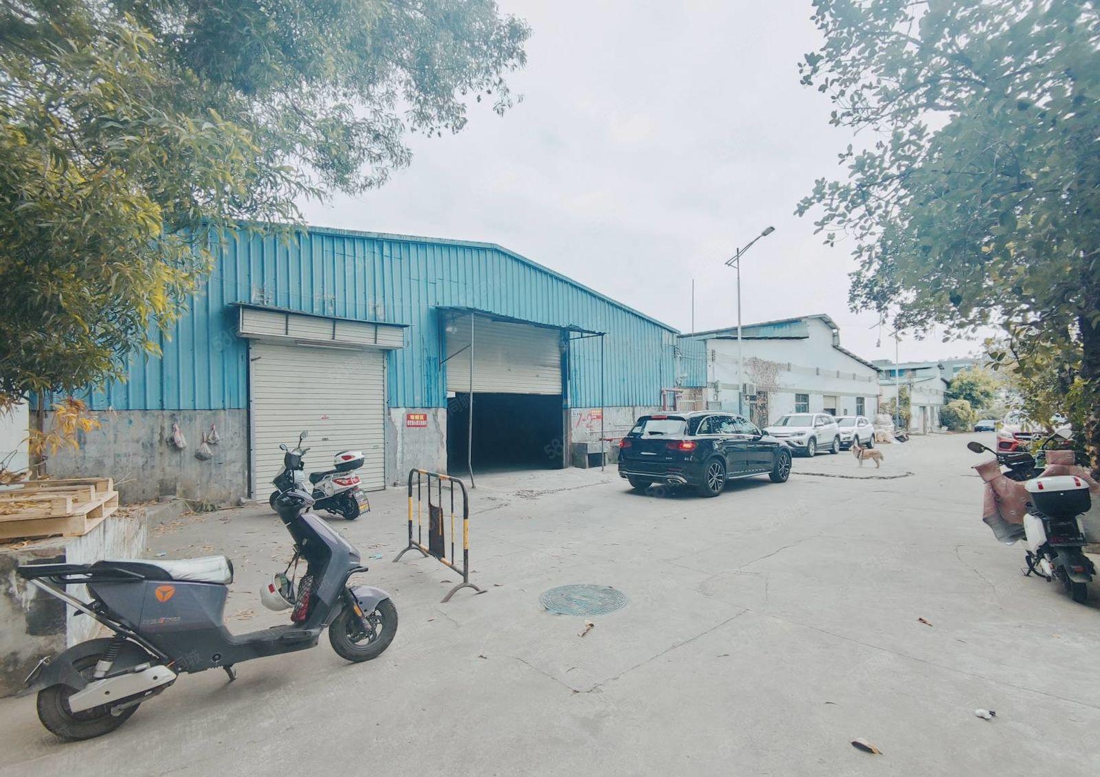 龙华一楼厂房出租1700平钢构，适合仓库生产