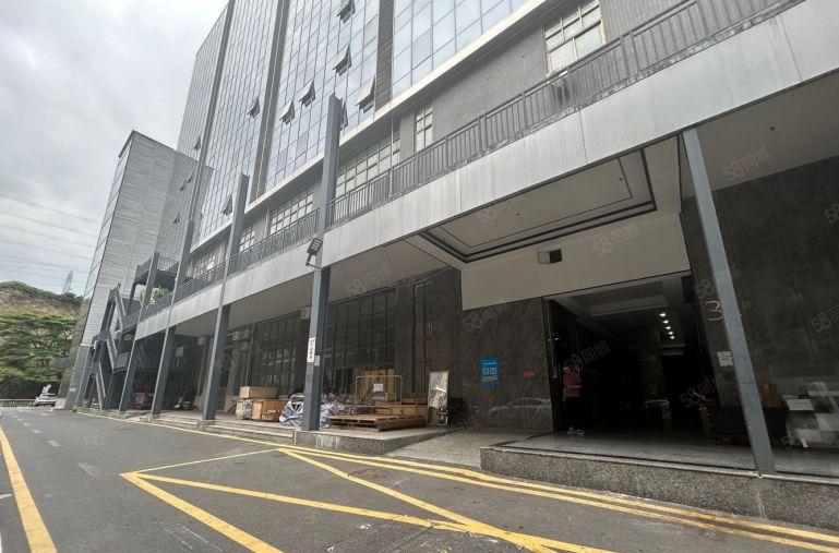 龙华大浪原房东全新厂房出租，300平2400平厂房低价分租