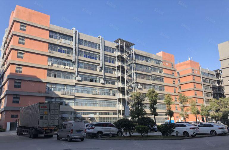 观澜大水坑一房东一楼2500平空地大可分租厂房仓库低价出租