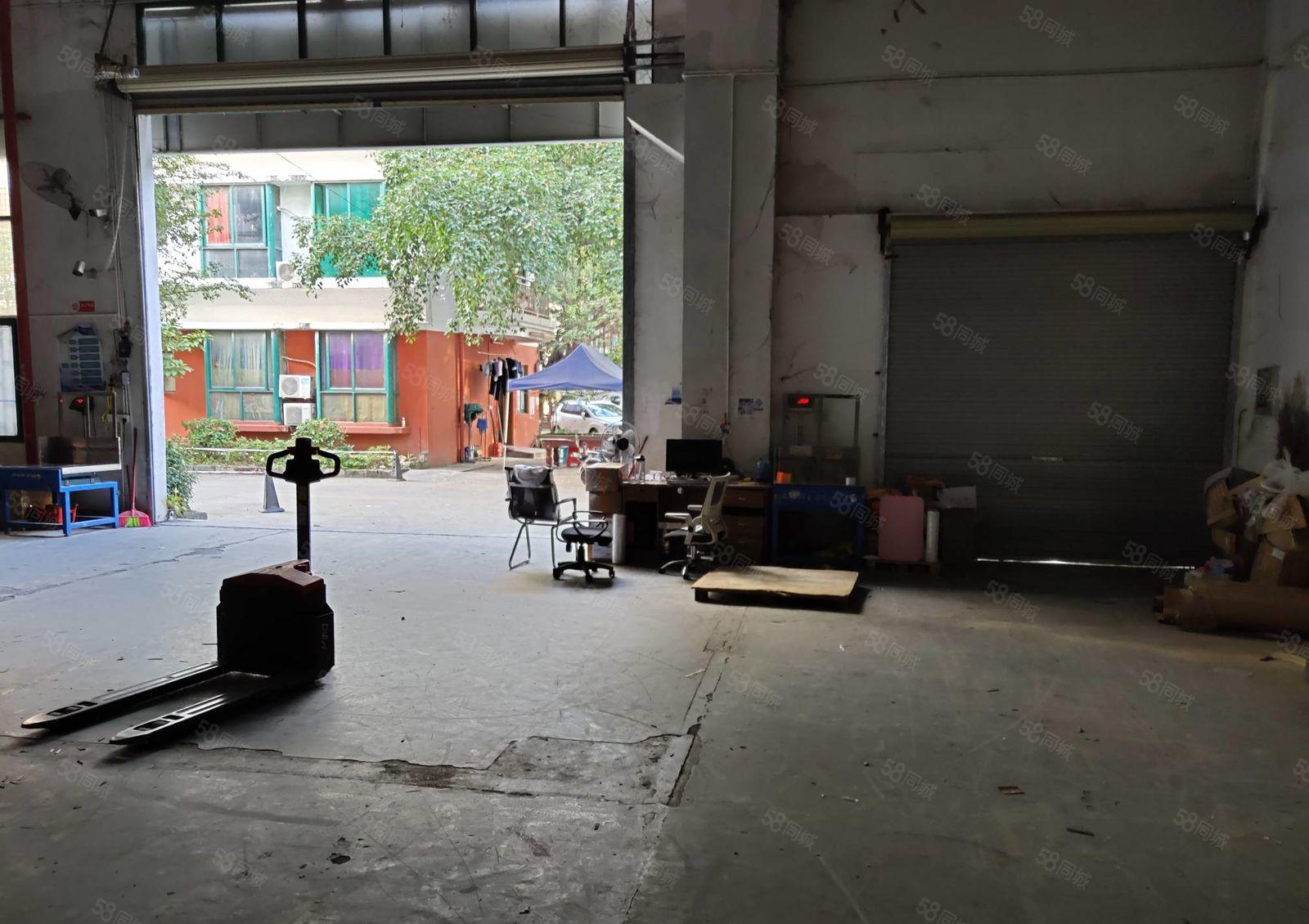 油松新出一楼红本厂房出租900平方层高7米现成阁楼办公室