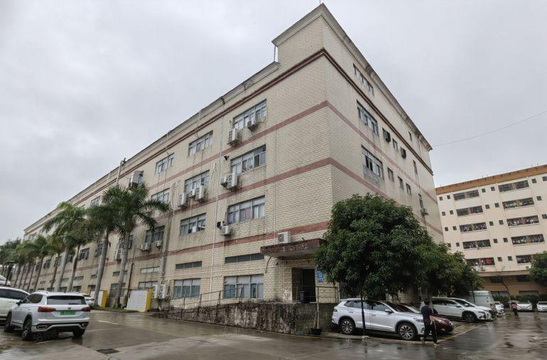 龙华大浪原房东无公摊精装修低价厂房出租2000平，仓库可分租