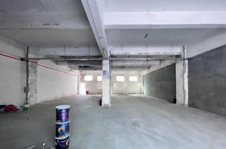 民治地铁站一楼厂房出租466平特价30元