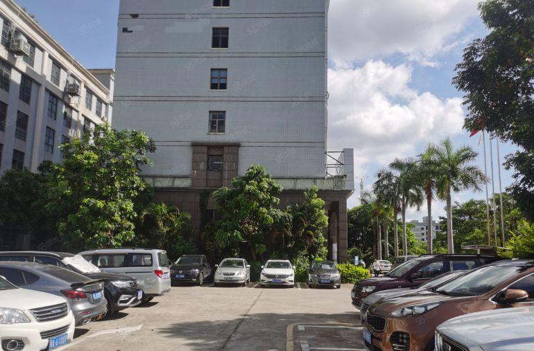 仲恺陈江，厂房仓库2000平低价11块出租，现成装修可分租。