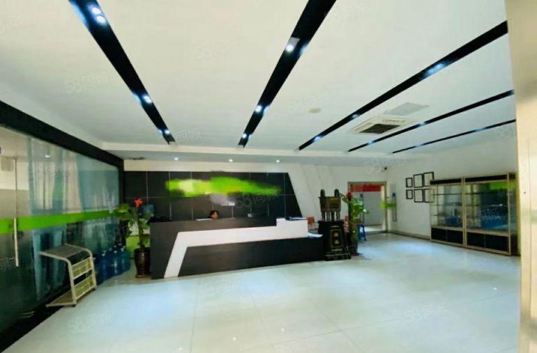 龙岗宝龙原房东高新产业园楼上3000平带装修办公仓库厂房出租