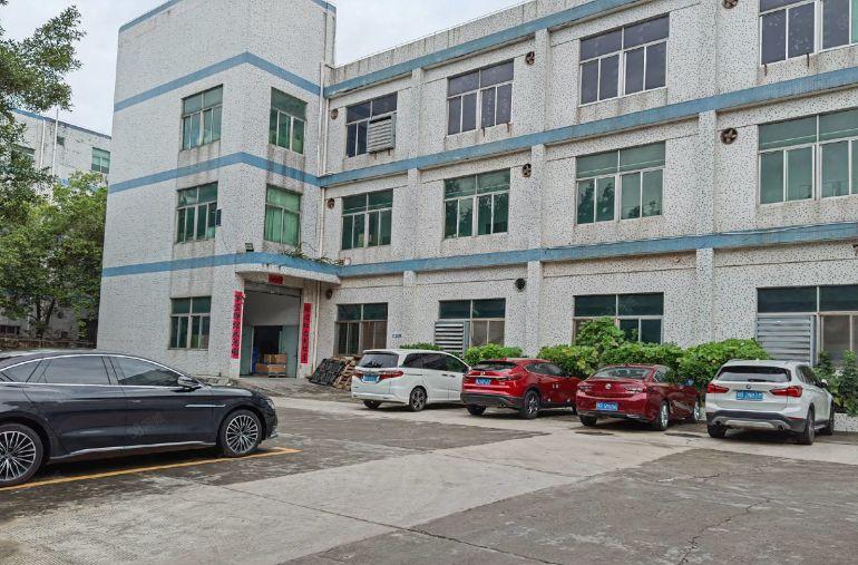 平湖辅城坳新出一楼620平方厂房仓库出租分租水电齐全可办环评