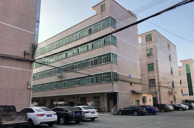 塘坑地铁口工业区新空出楼上500平方带精装办公室厂房出租