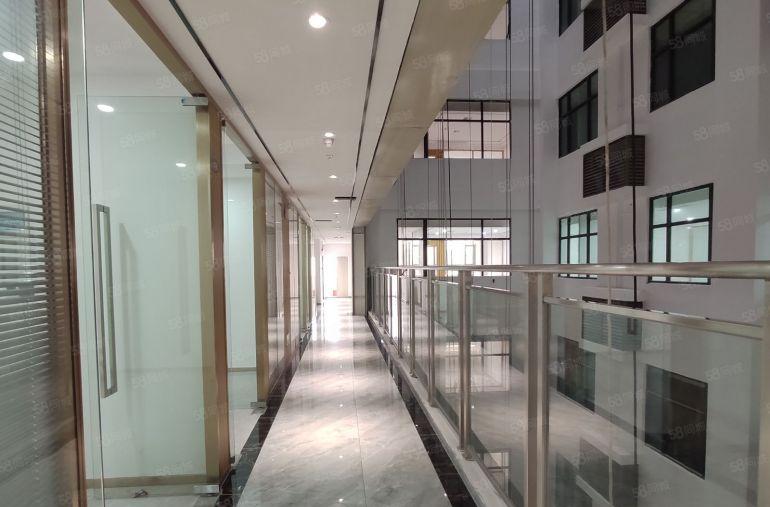 200平起分，坂田五和地铁口带红本精装电商产业园招租价格实惠