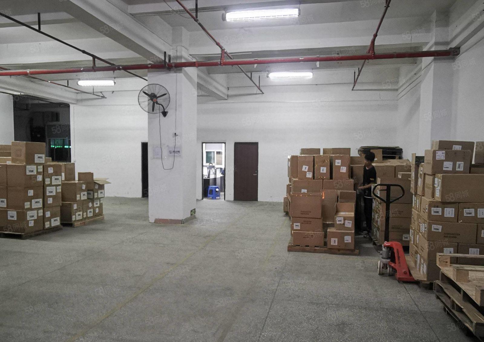 一楼厂房适合办公仓库物流600平米，近坂田地铁口带装修出租