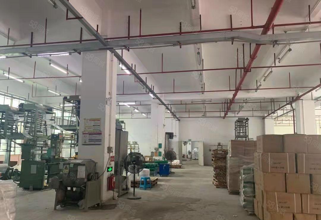 平湖新木工业区新出2楼2150平带装修厂房仓库原房东出租