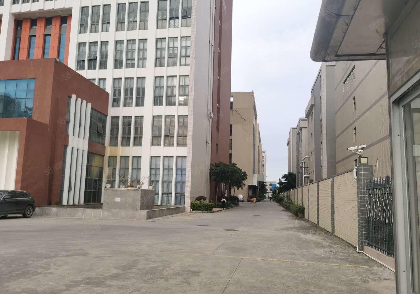 22元起租横岗六约地铁口厂房仓库2000可分租交通便利易招工