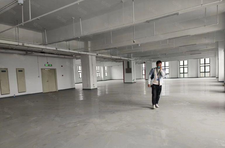 横岗全新产业园，单层1700平，无公摊有本红可办环评