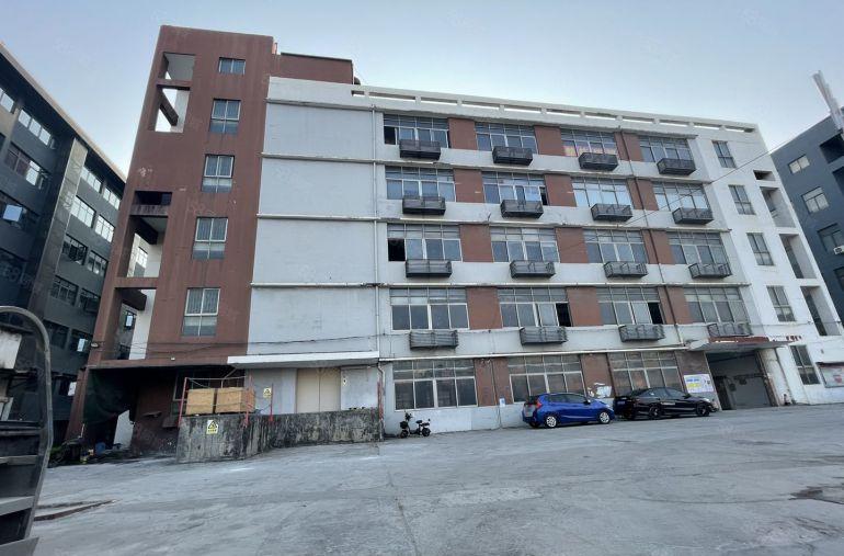 龙岗坂田园区主干道厂房出租仓库带宿舍8400平独栋独院带装修