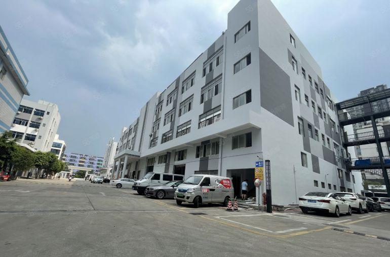 300平起租平湖辅城坳独栋5800平厂房出租仓库出租大小可分