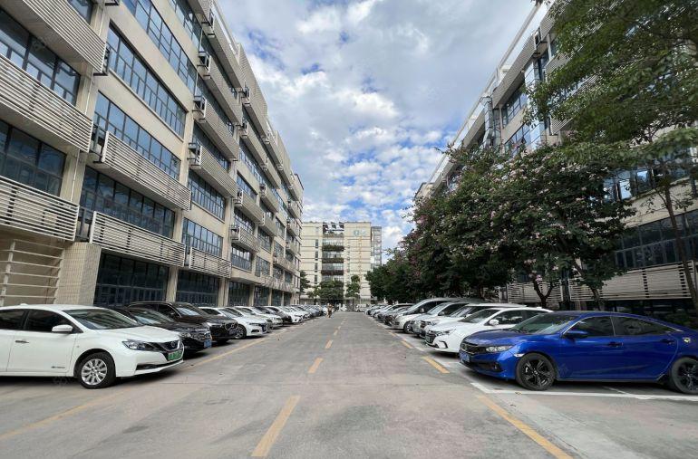 低至20元带家私爱联地铁口电商园200平精装办公仓库厂房出租