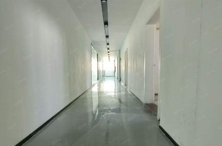 坂田五和靠福田一二楼2000平厂房出租仓库出租，200平起分