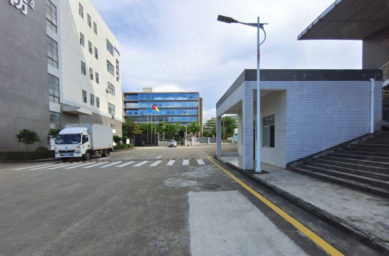 龙岗宝龙原房东大型工业园红本独栋15000平厂房仓库出租可分