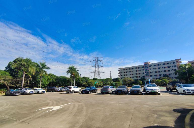 坂田地铁口独院厂房出租一楼1000平，可加工生产仓库