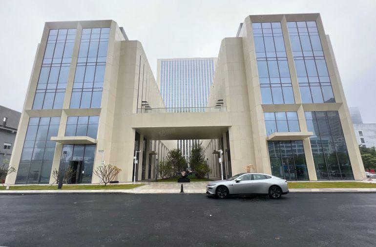 深圳龙岗宝龙科技园全新厂房1500平出租大小可分租有补贴