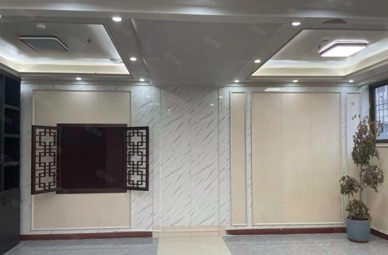 双地铁口 569平精装办公 行业不限 领包入住