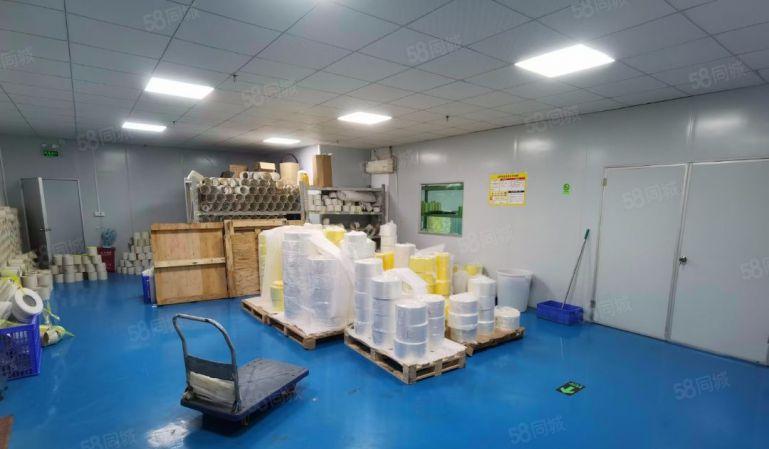 龙岗坪地中心标准厂房3楼520平带现成办公室装修