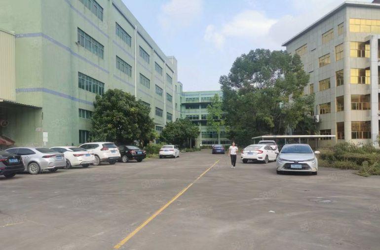 龙岗南联地铁口附近新出1500平二楼精装修厂房仓库低价出租