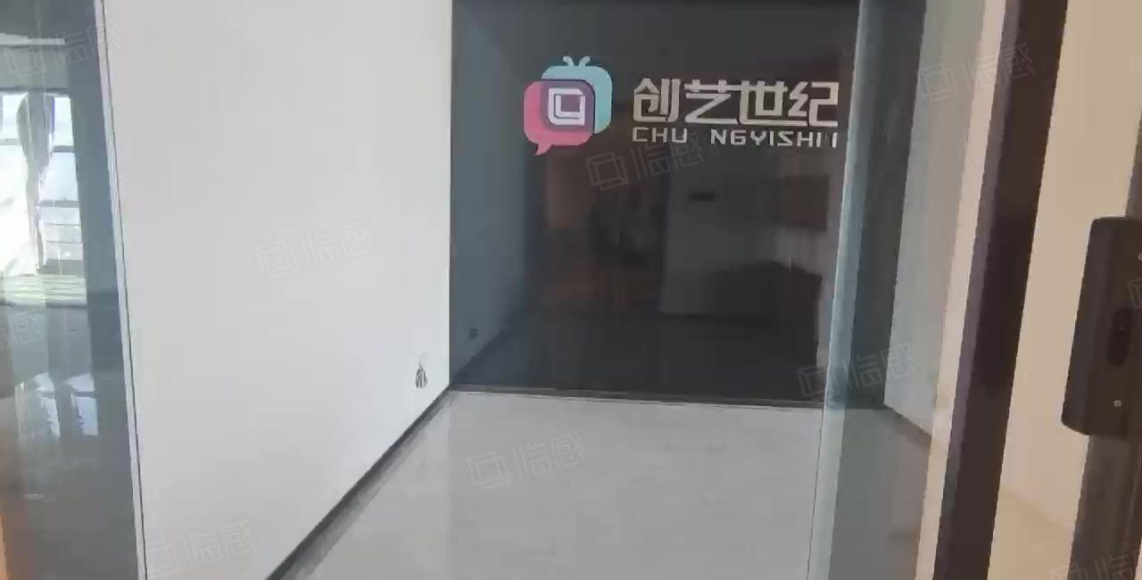 100平起租龙岗中心城地铁口红本厂房精装修可办公仓库可注册