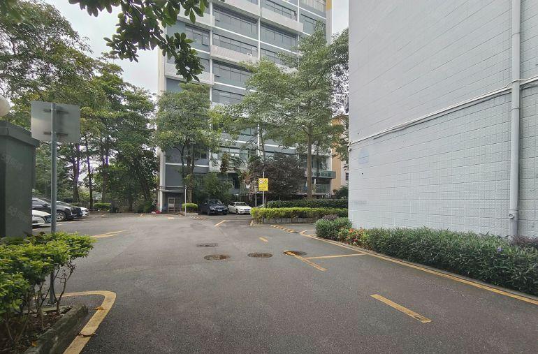 坂田地铁口附近500平原房东精装深圳龙岗厂房出租无公摊形象好