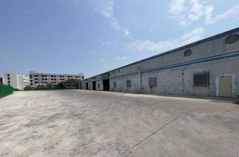 630平的单一层独院空地1000平 龙岗中心城附近 主干道旁