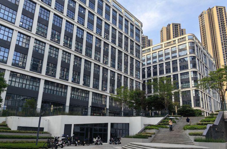 龙岗宝龙地铁口2000整层精装修办公研发电商仓库厂房出租招租