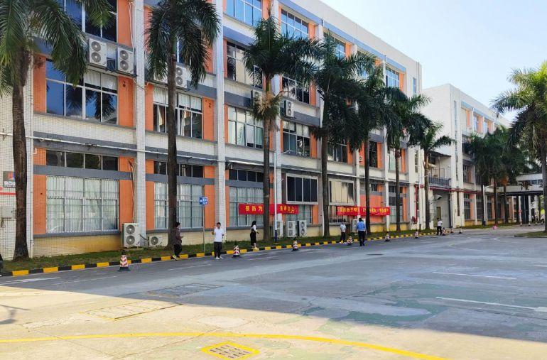 龙岗大道边原房东红本独栋厂房仓库6400平实际面积出租空地大