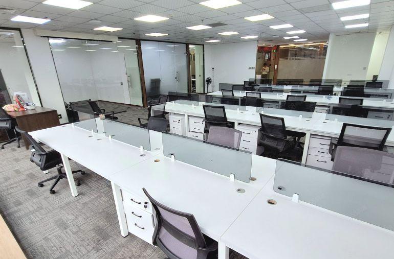 龙岗中心城附近正中时代广场358平