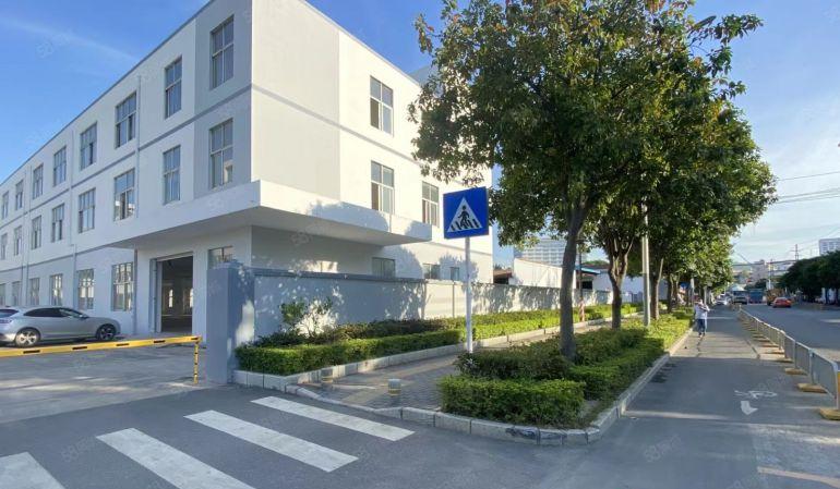 龙岗宝龙红本独院7000平方厂房仓库出租 空地大可办环评