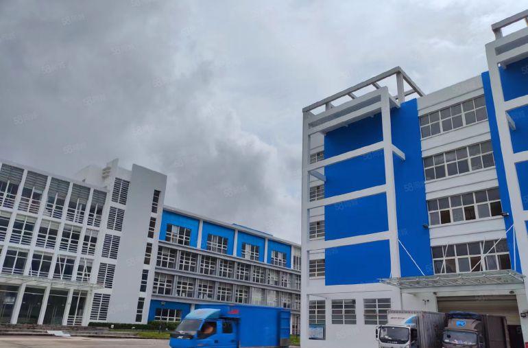 龙岗中心城1500平二楼整层精装修红本厂房出租形象好空地大