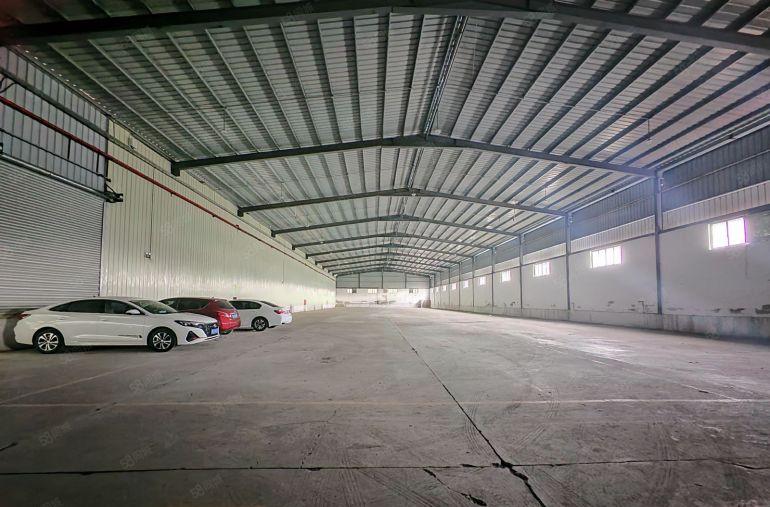 龙岗同乐地铁口厂房出租钢构滴水10米空地超大卸货平台适合物流